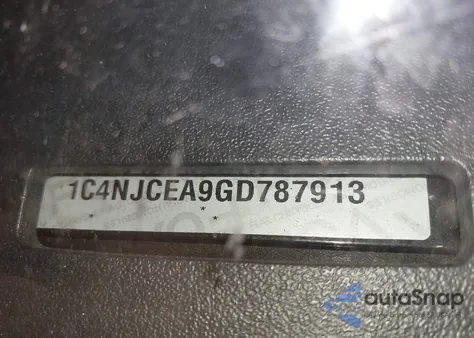 2016 Jeep Compass High Altitude Edition из США, поврежденный, VIN 1C4NJCEA9GD787913